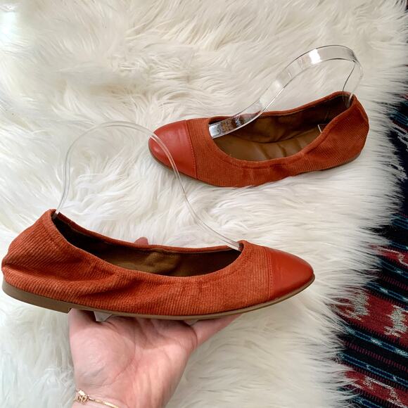Aquatalia Orange Ballet Flats Cap Toe 8 - Picture 1 of 7